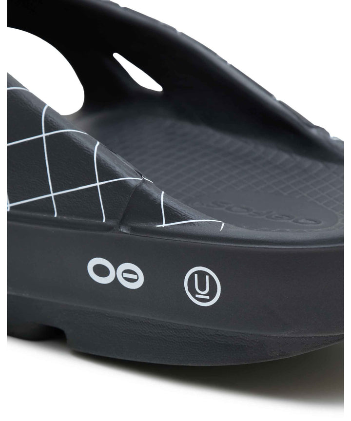 UNDERCOVER x OOFOS Flip Flops – Available at Club 21, Official Retailer in Singapore, Malaysia & Thailand with Global Shipping Online