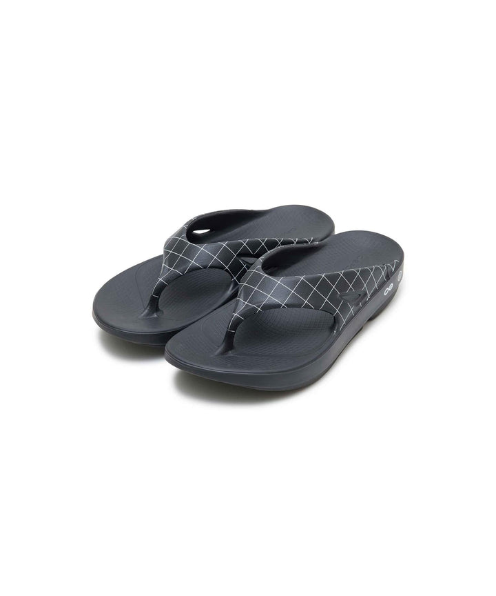 UNDERCOVER OOFOS x UC Women Flip Flops – Available at Club 21, Official Retailer in Singapore, Malaysia & Thailand with Global Shipping Online