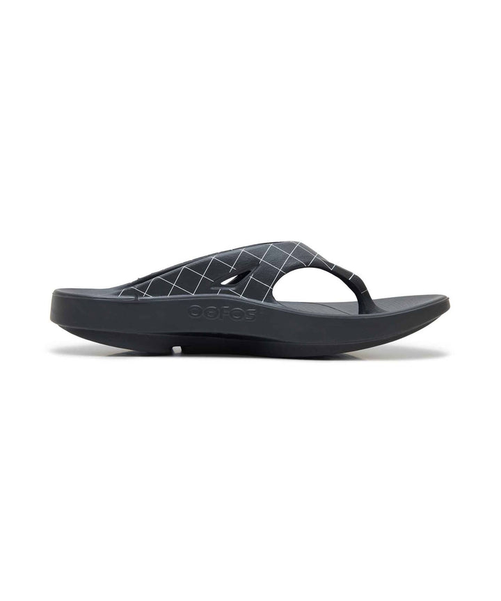 UNDERCOVER OOFOS x UC Women Flip Flops – Available at Club 21, Official Retailer in Singapore, Malaysia & Thailand with Global Shipping Online