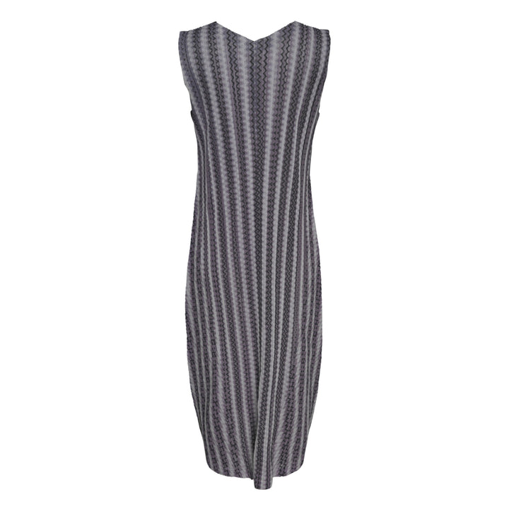 Pleats Please Issey Miyake grey cotton zigzag pleated sleeveless midi dress with V-neckline and vertical zigzag pattern