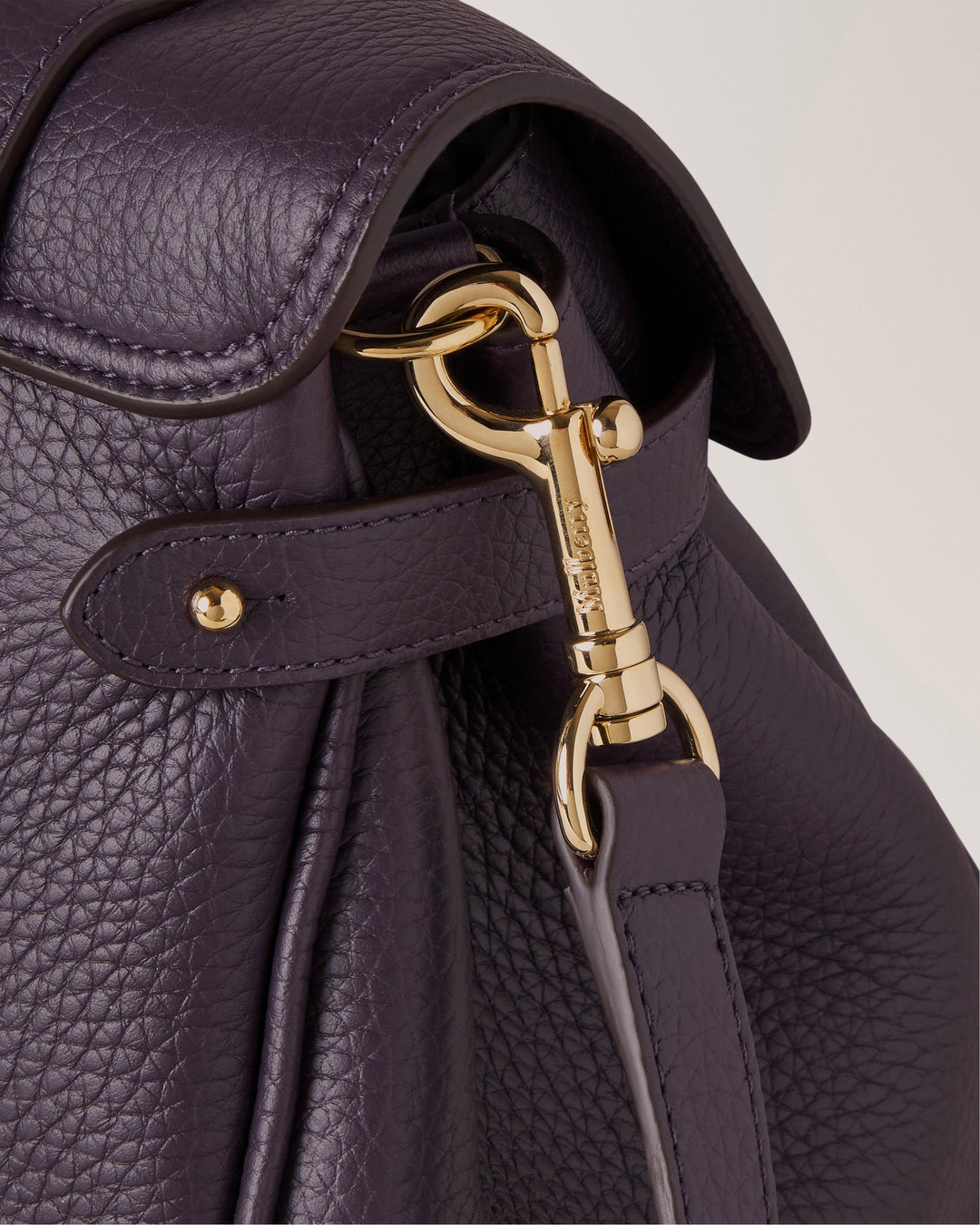 Mulberry Alexa Heavy Grain Satchel – Available at Club 21, Official Retailer in Singapore, Malaysia & Thailand with Global Shipping Online