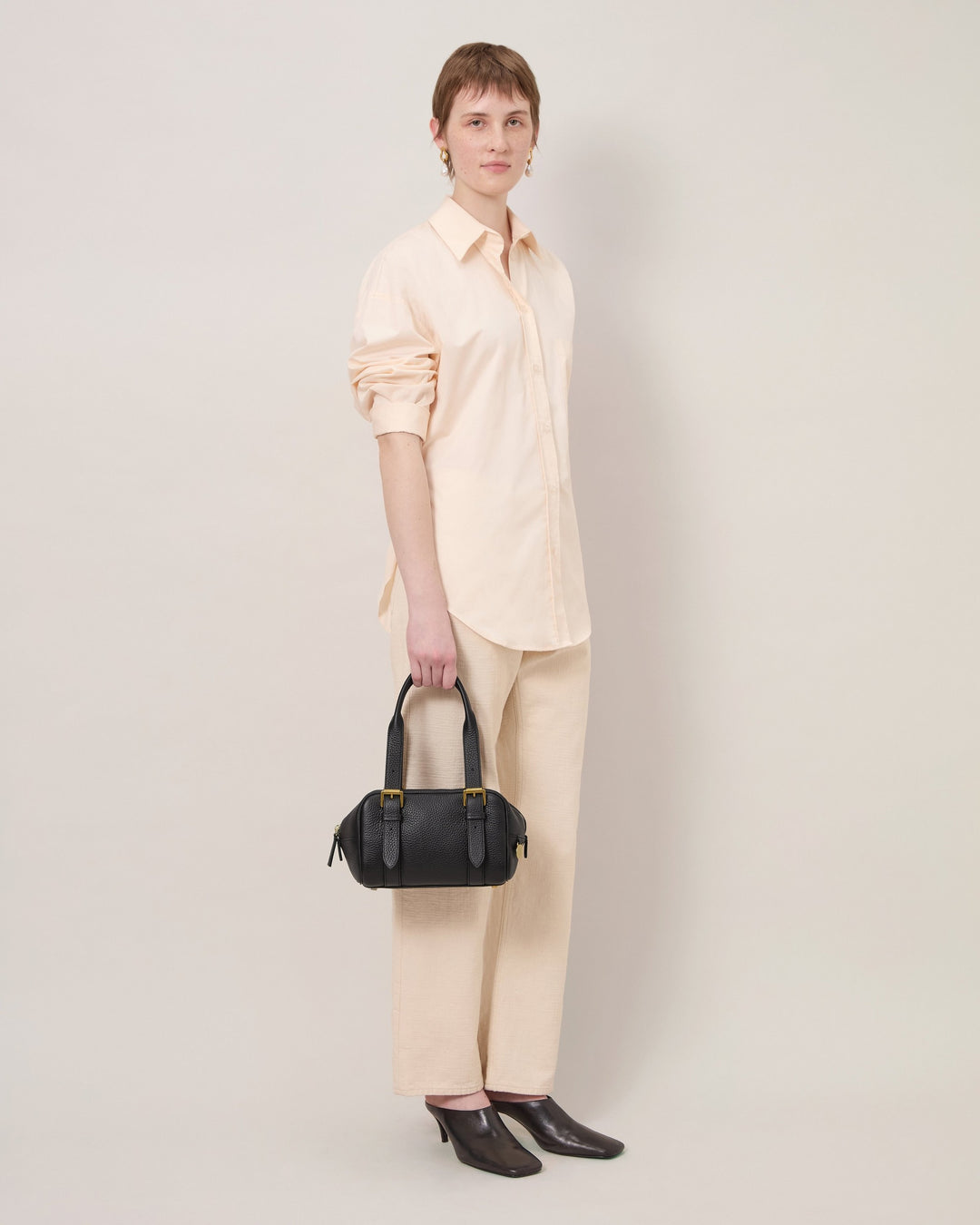 Mulberry Small Boston Heavy Grain – Available at Club 21, Official Retailer in Singapore, Malaysia & Thailand with Global Shipping Online