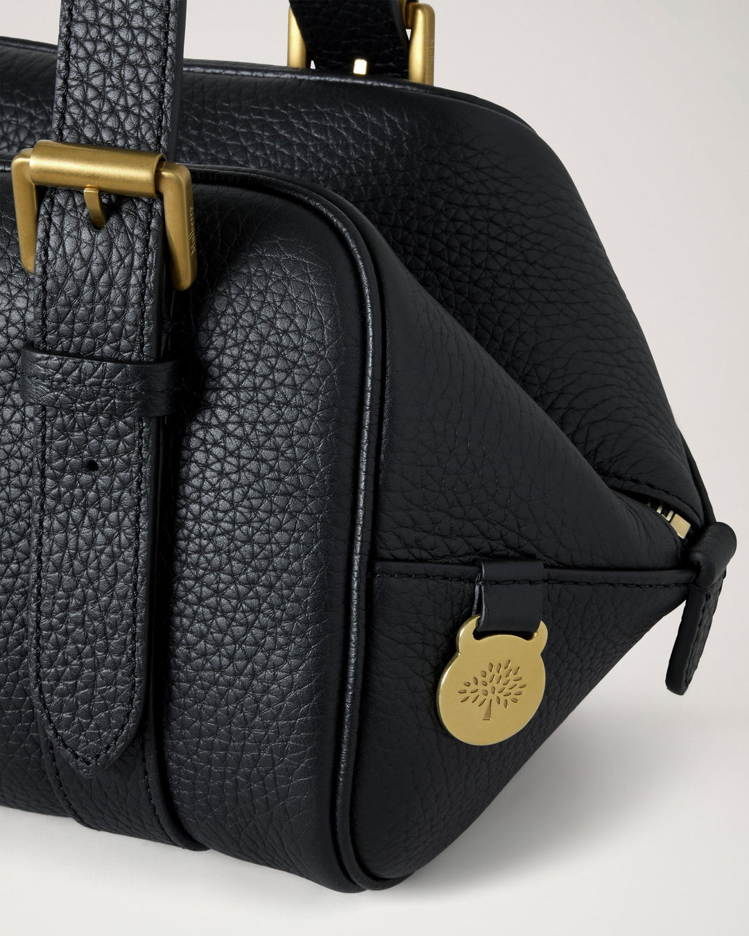 Mulberry Small Boston Heavy Grain – Available at Club 21, Official Retailer in Singapore, Malaysia & Thailand with Global Shipping Online