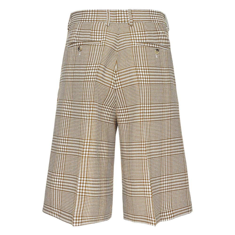 AMI Large Fit Shorts – Available at Club 21, Official Retailer in Singapore, Malaysia & Thailand with Global Shipping Online