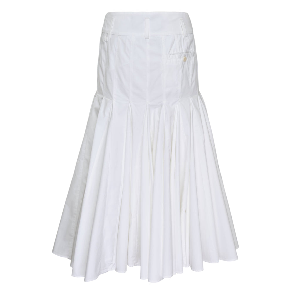 Jacquemus Agave Woven Midi Skirt in white with high waist and full pleated skirt silhouette, product flat lay on white background