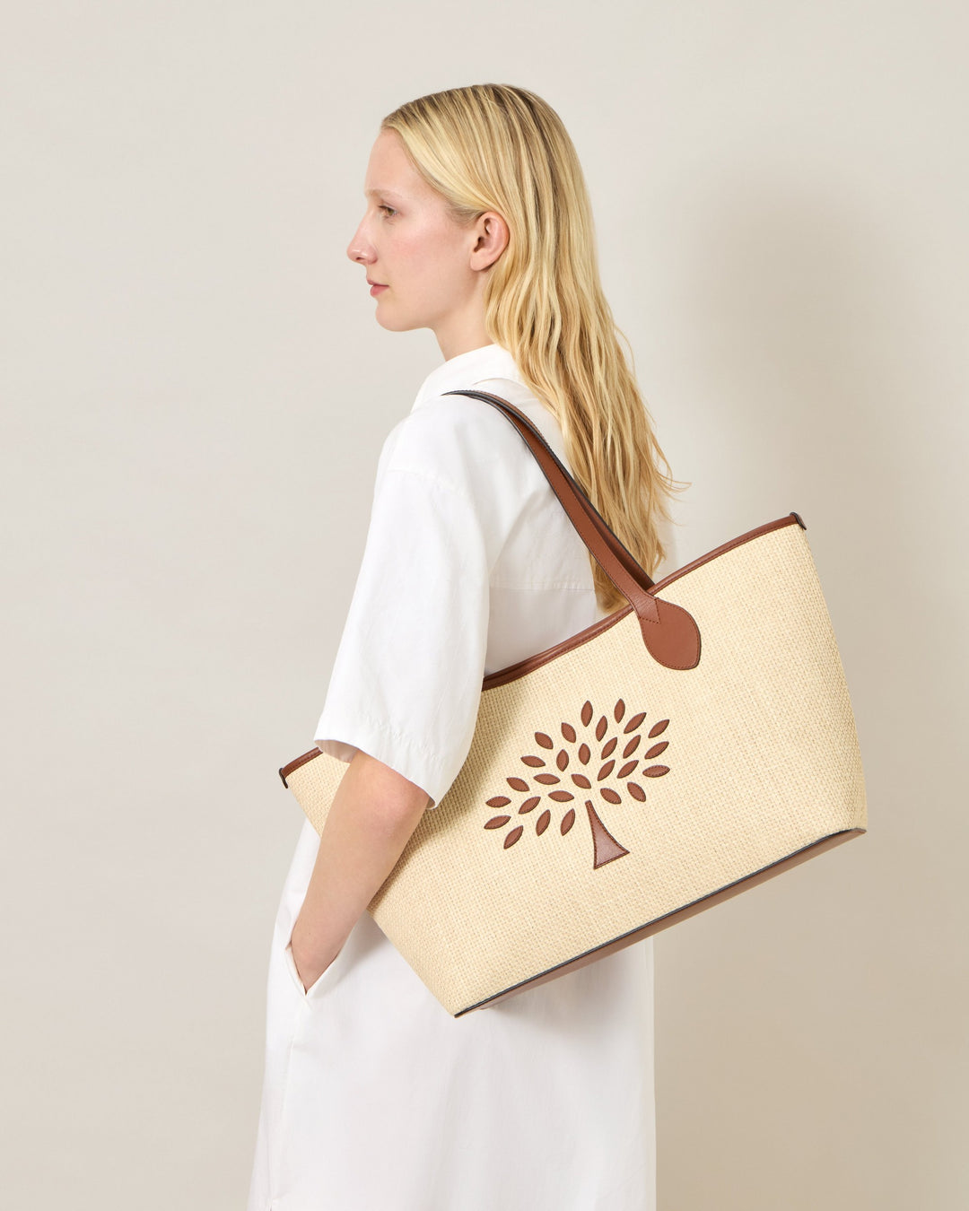 Small Tree Tote Raffia