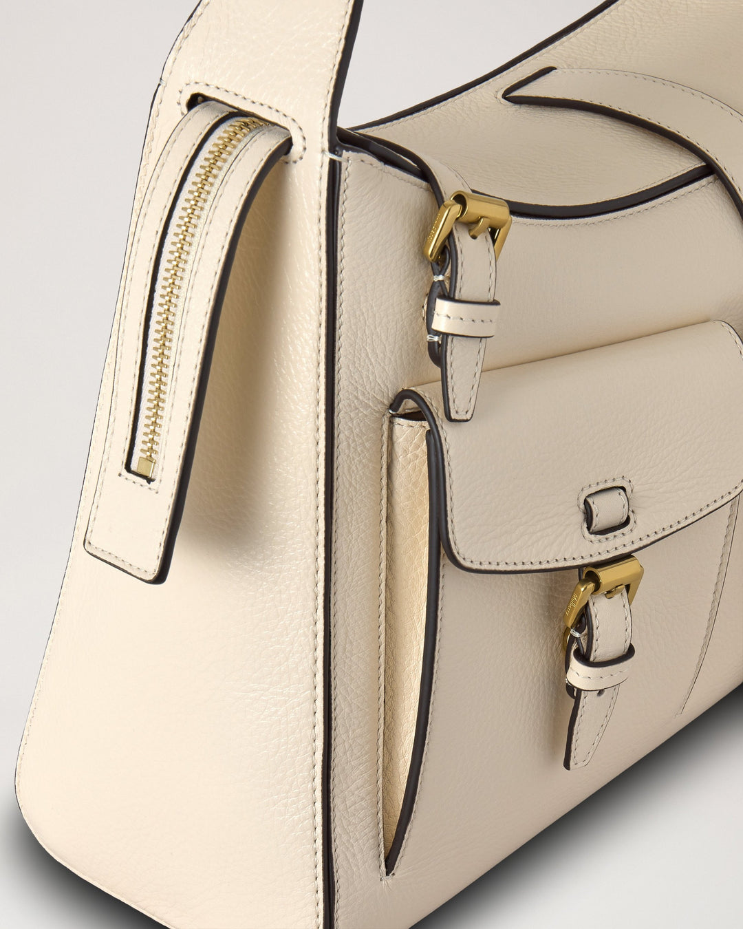 Roxanne Medium Shoulder Bag