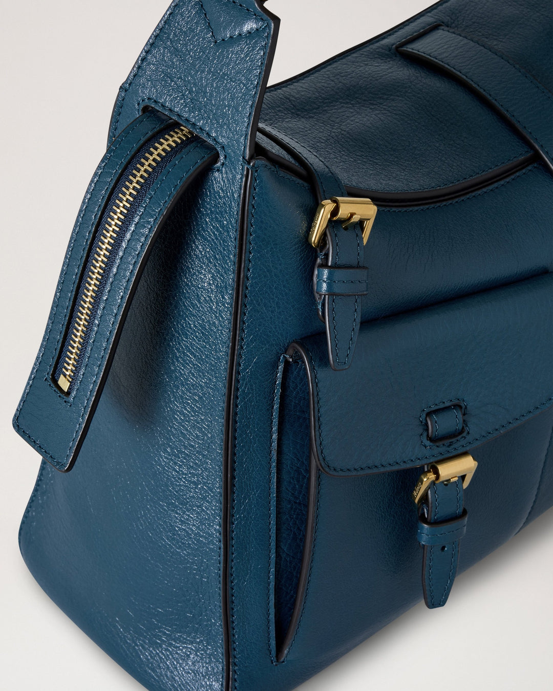 Roxanne Medium Shoulder Bag