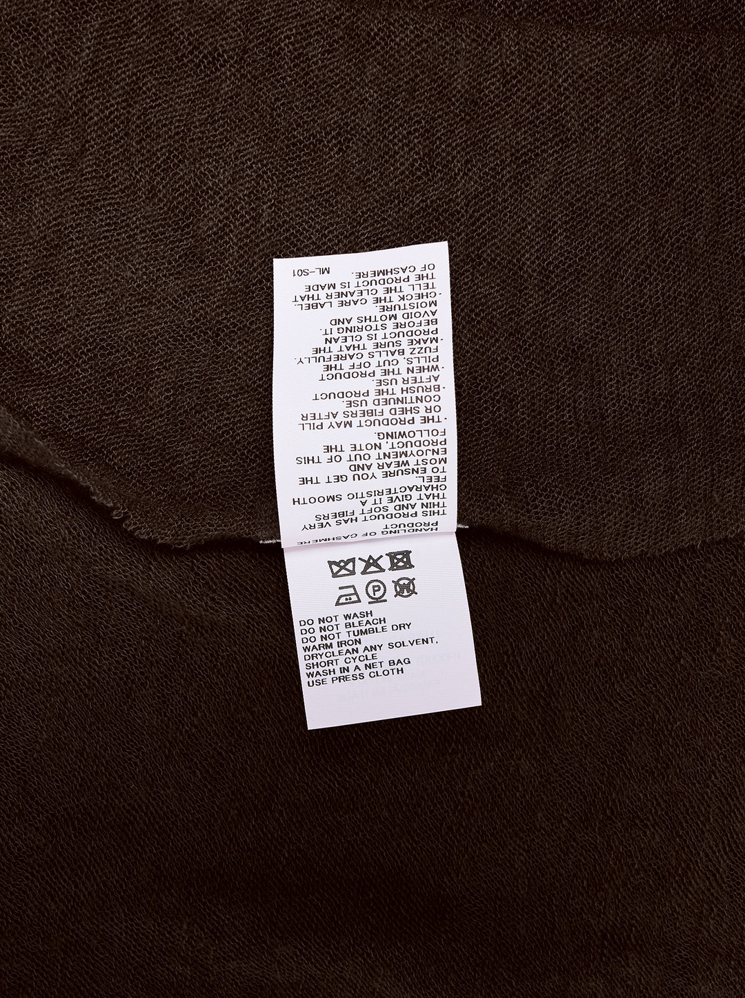 ISSEY MIYAKE Cashmere Knit Stole - view 3