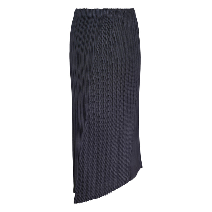 Unfurling Pleats