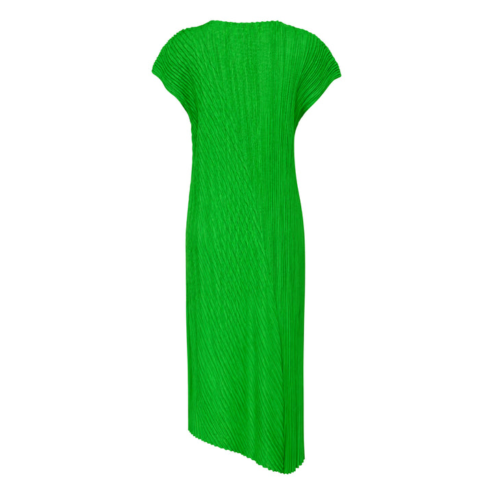 Unfurling Pleats