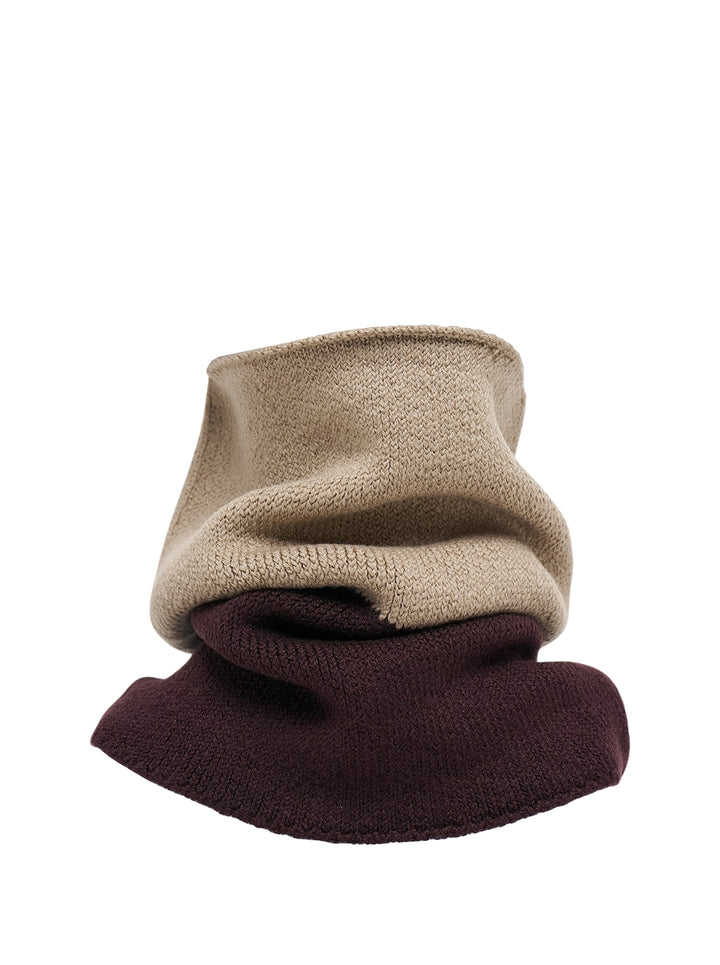 Homme Plissé Issey Miyake Winter Gear color-block knit neck warmer in beige and burgundy - view 2