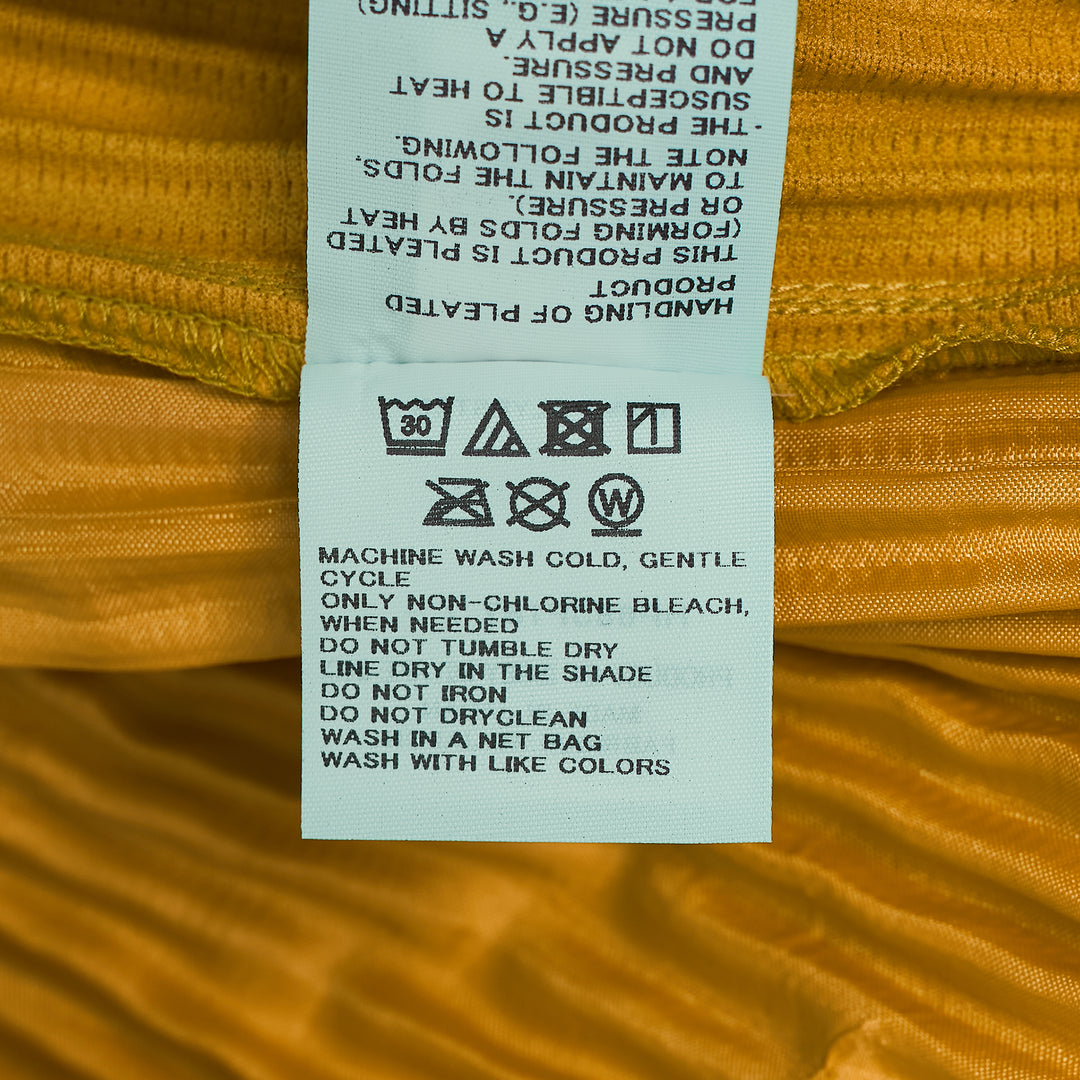Color Pleats 1