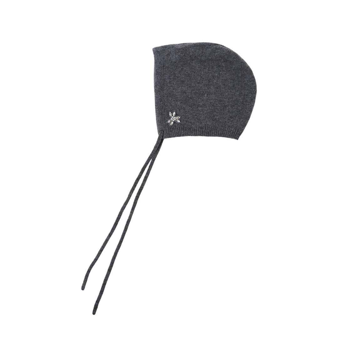 Cashmere Bonnet With Embroidery