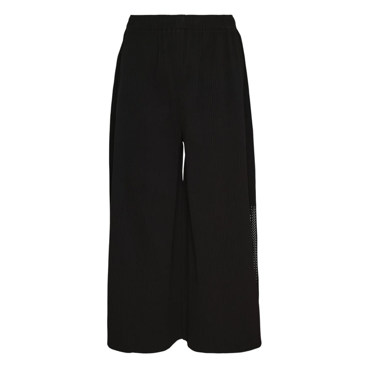 Mesh Pleats