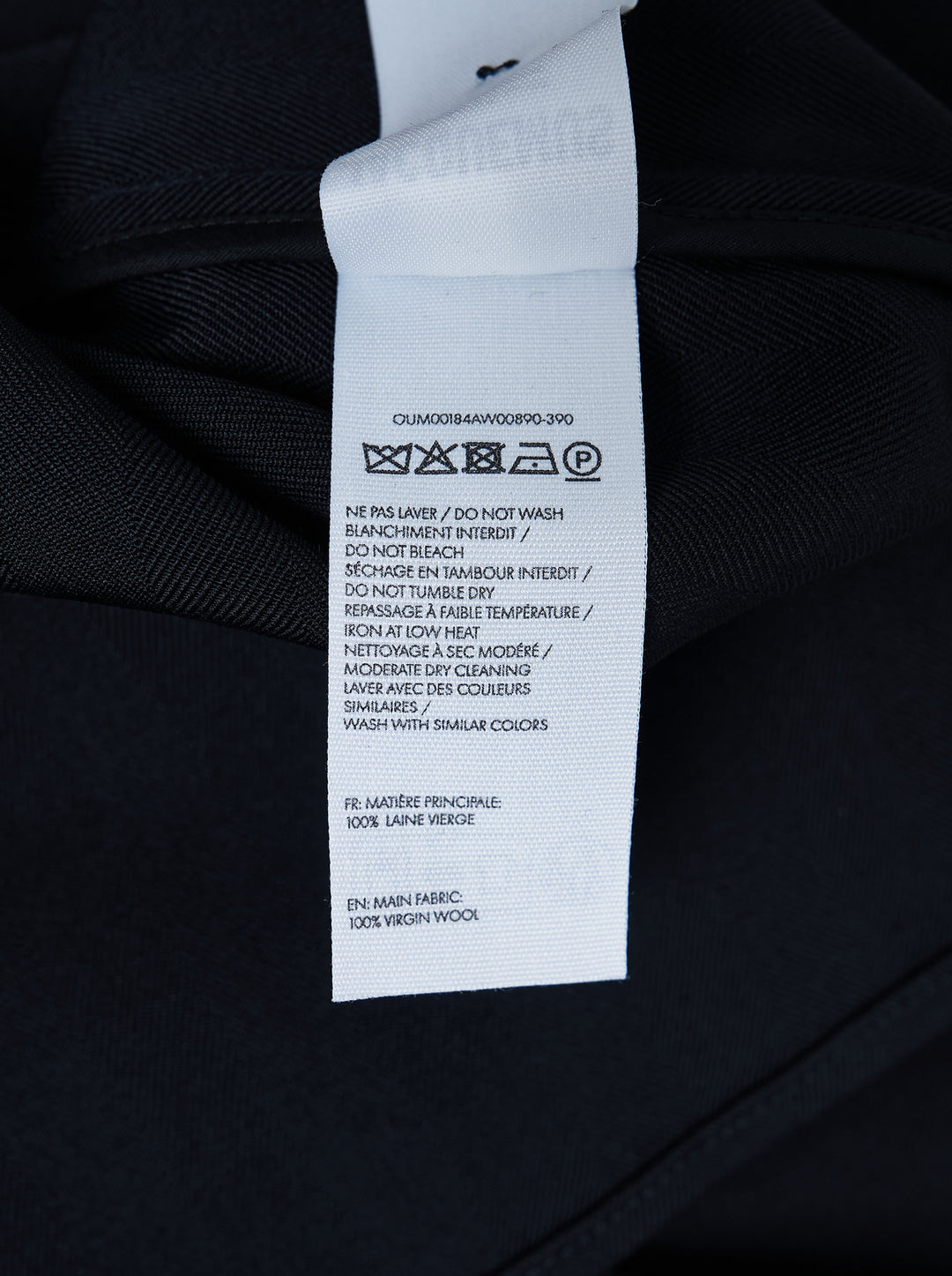 Jacquemus La Veste Strada black button-up chore jacket with chest pocket and two oversized front patch pockets - view 4