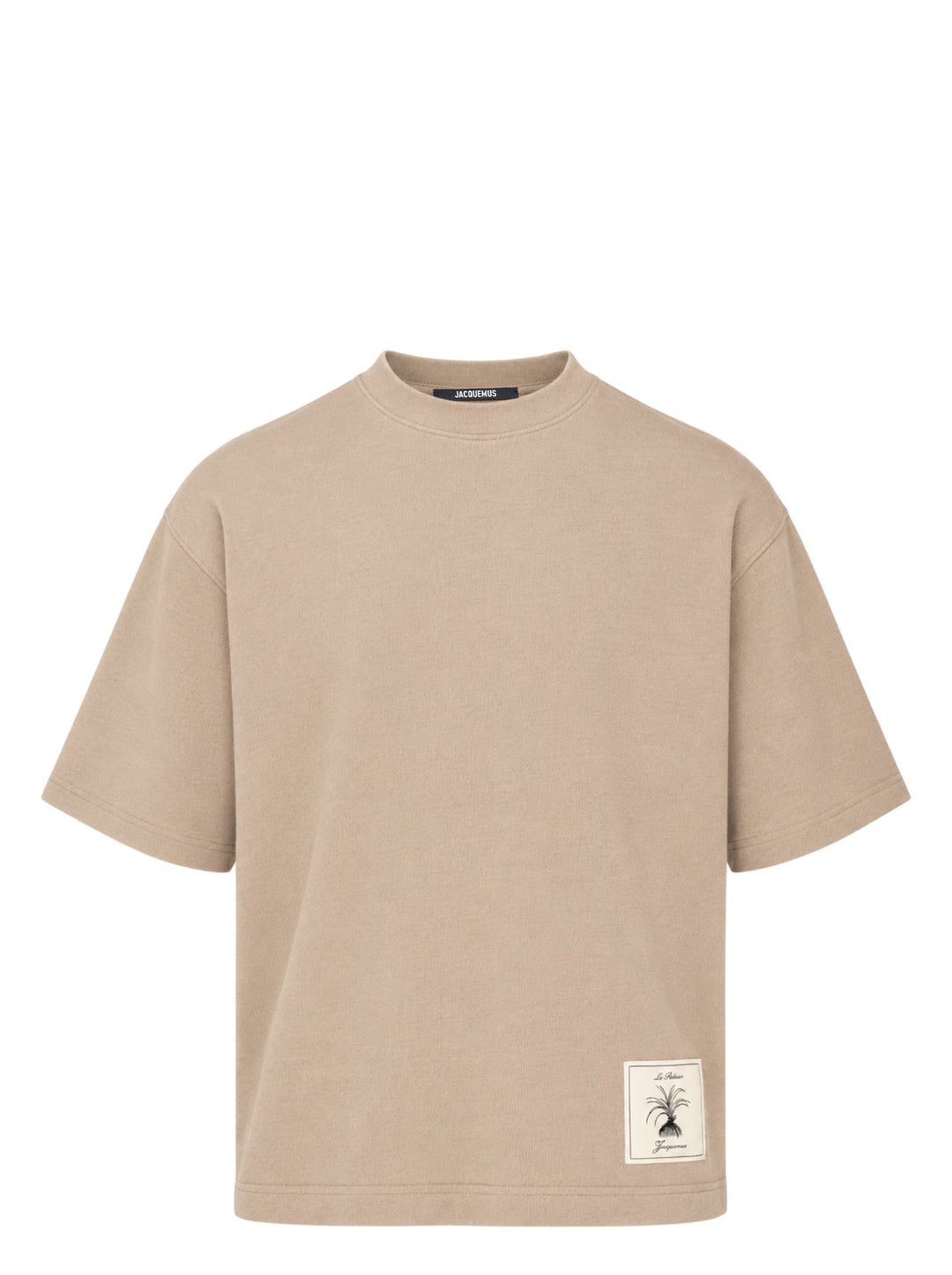 Jacquemus Le T-shirt Torneo short sleeve tee in taupe with a woven botanical label at the hem