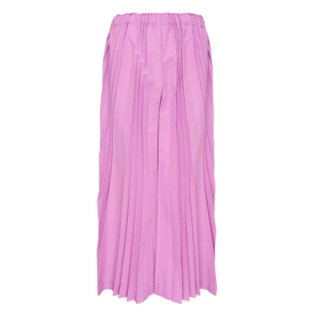 me Issey Miyake Tower Pleats Bottom in black — wide-leg cropped pants with deep vertical pleating and elasticated waistband, shown flat on white background