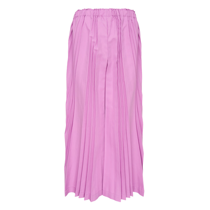 me Issey Miyake Tower Pleats Bottom in black — wide-leg cropped pants with deep vertical pleating and elasticated waistband, shown flat on white background