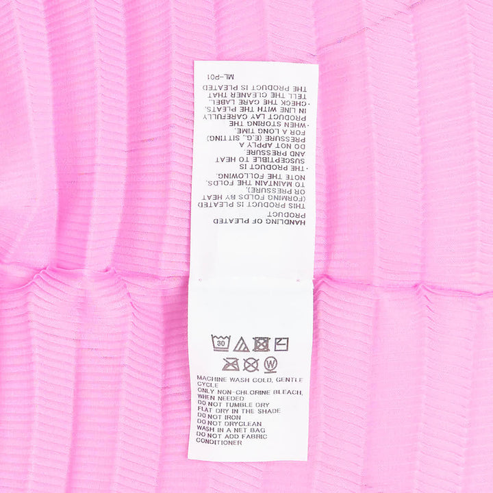 Accordion Stretch Pleats