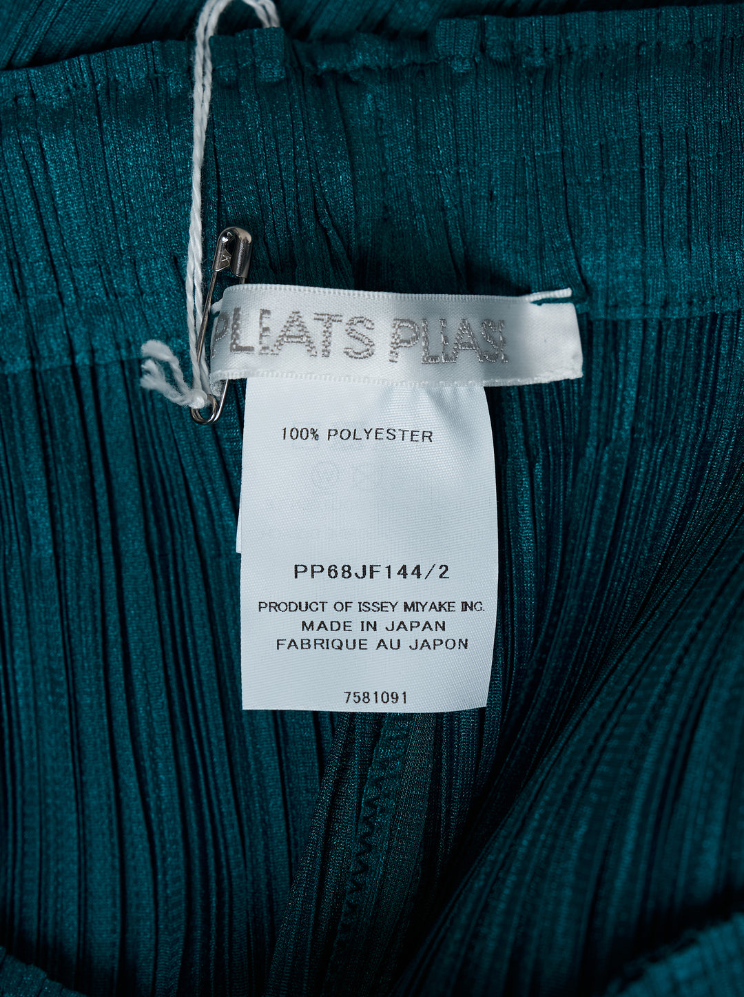 PLEATS PLEASE ISSEY MIYAKE Monthly Colors : October - view 3