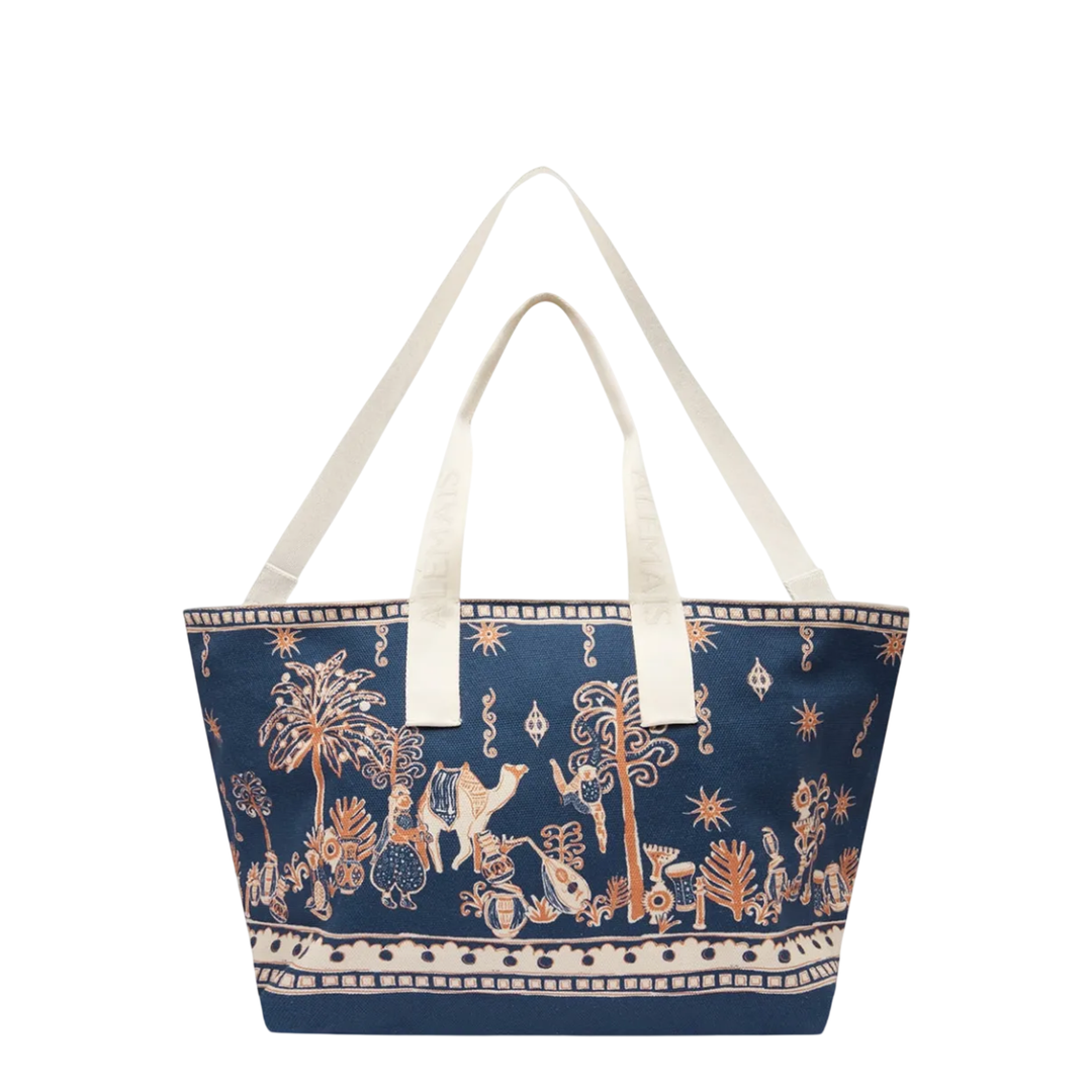 Acacia Weekender