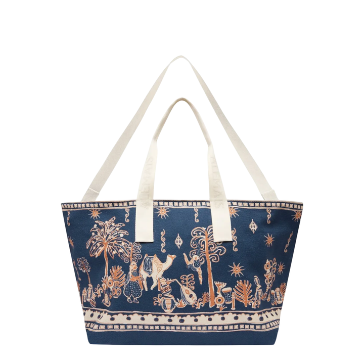 Acacia Weekender