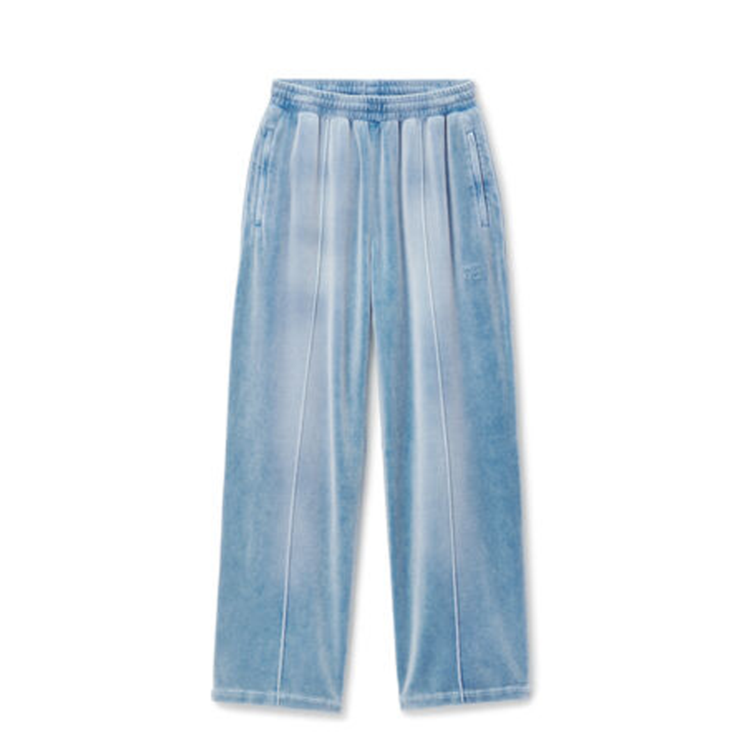 クラッシュベロアのトラックパンツ