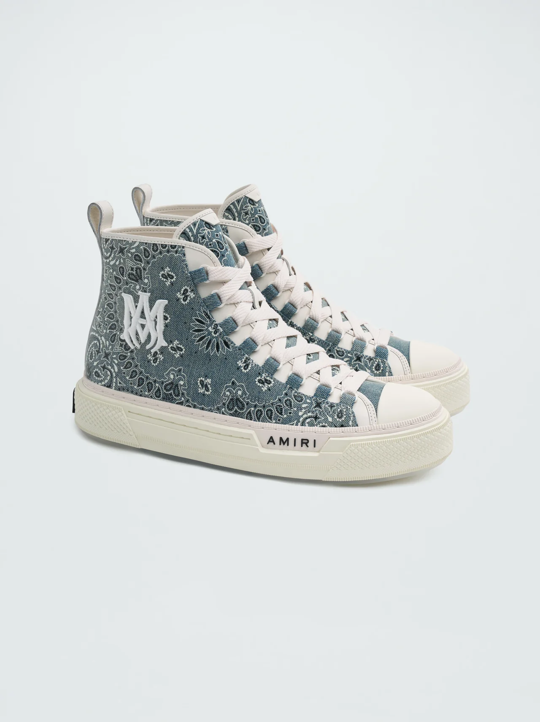 Court High Bandana Print –