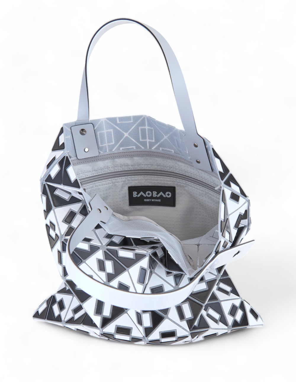 BAO-BAO-ISSEY-MIYAKE-CONNECT-Tote-6X6-White-Black-3