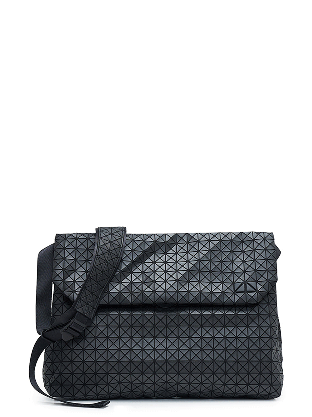 BAO-BAO-ISSEY-MIYAKE-FROGGY-Shoulder-Bag-Black-1