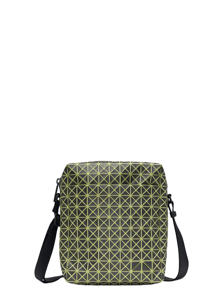 BAO-BAO-ISSEY-MIYAKE-VOYAGER-REFLECTOR-Crossbody-Black-1