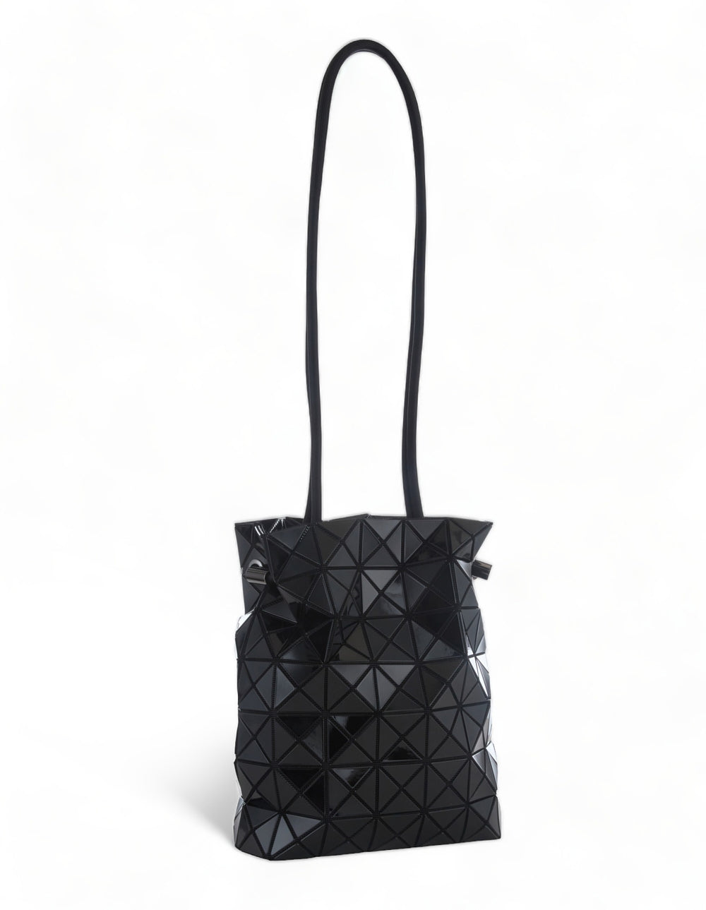 BAO-BAO-ISSEY-MIYAKE-WRING-Shoulder-Bag-Medium-Black-2