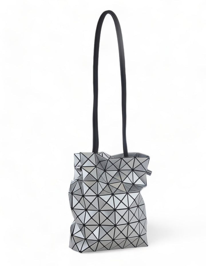 BAO-BAO-ISSEY-MIYAKE-WRING-Shoulder-Bag-Medium-Silver-2