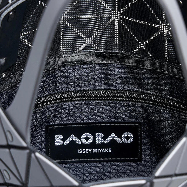 Club21 - BAO BAO ISSEY MIYAKE - Prism Matte Tote 7X7 - TOTES - Charcoal Gray