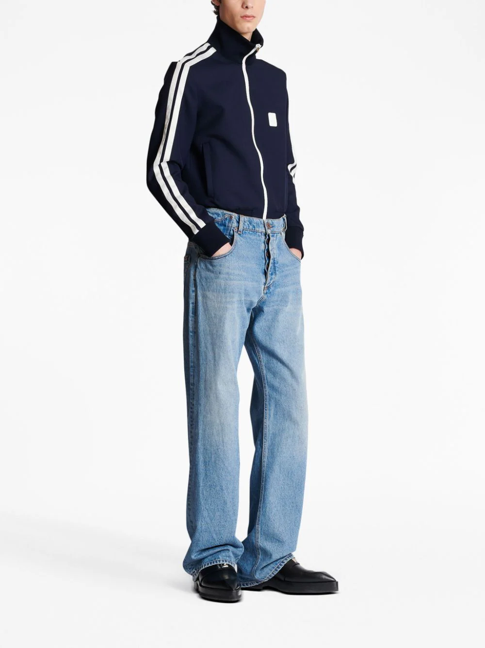 Balmain-Contrasted-Pocket-Loose-Denim-Jeans-Indigo-3