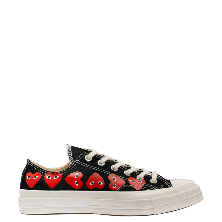 COMME-des-GARCONS-PLAY-CONVERSE_Converse-Multi-Red-Heart-Low-Black