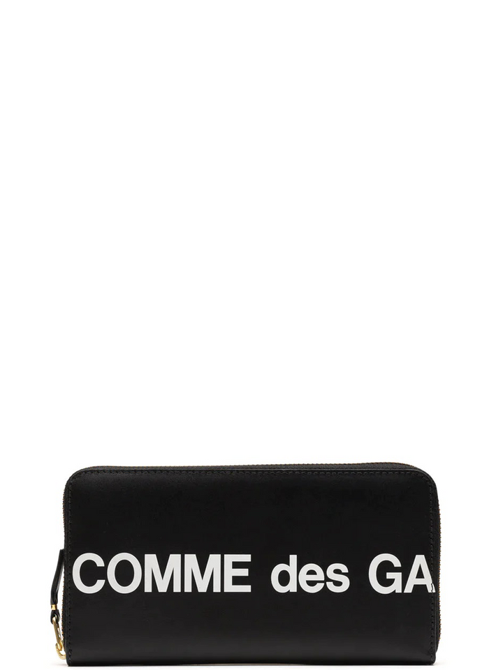 COMMEDESGARCONSWALLET_HugeLogoWallet_Black