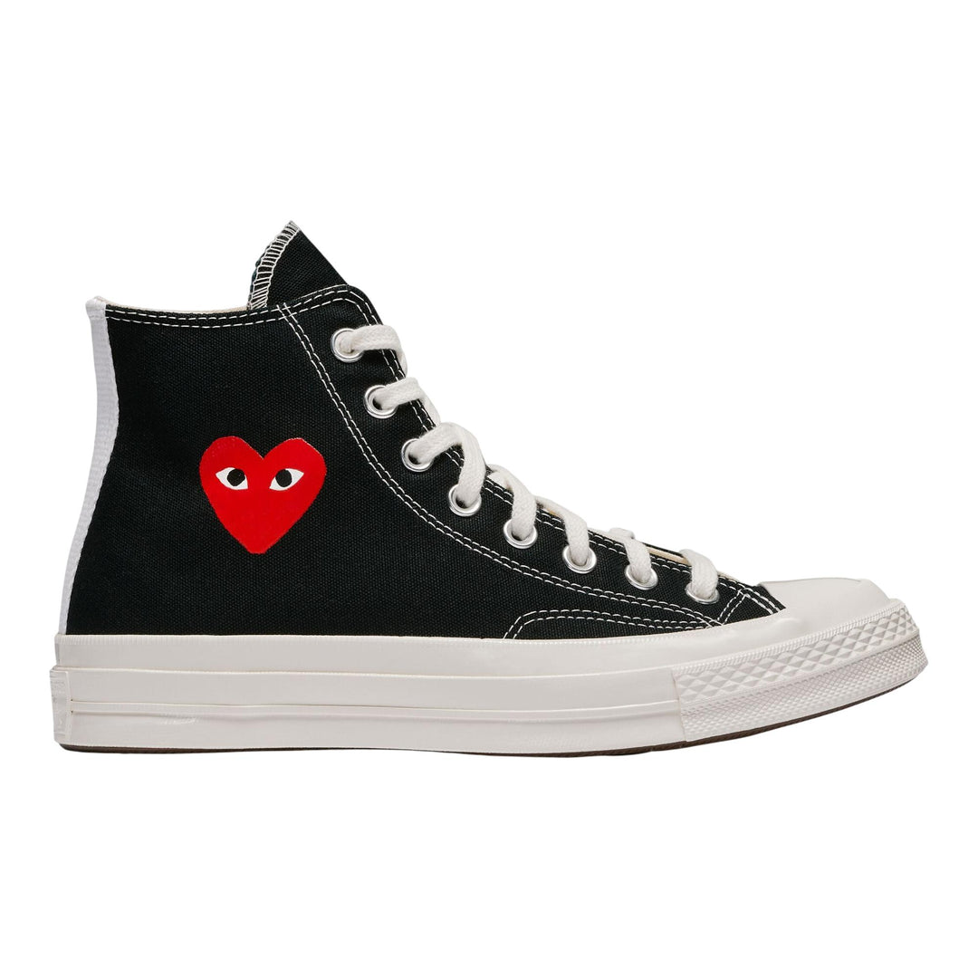 Club21 - COMME des GARCONS PLAY CONVERSE - Converse Small Red Heart High Top Sneakers - SNEAKERS - Black