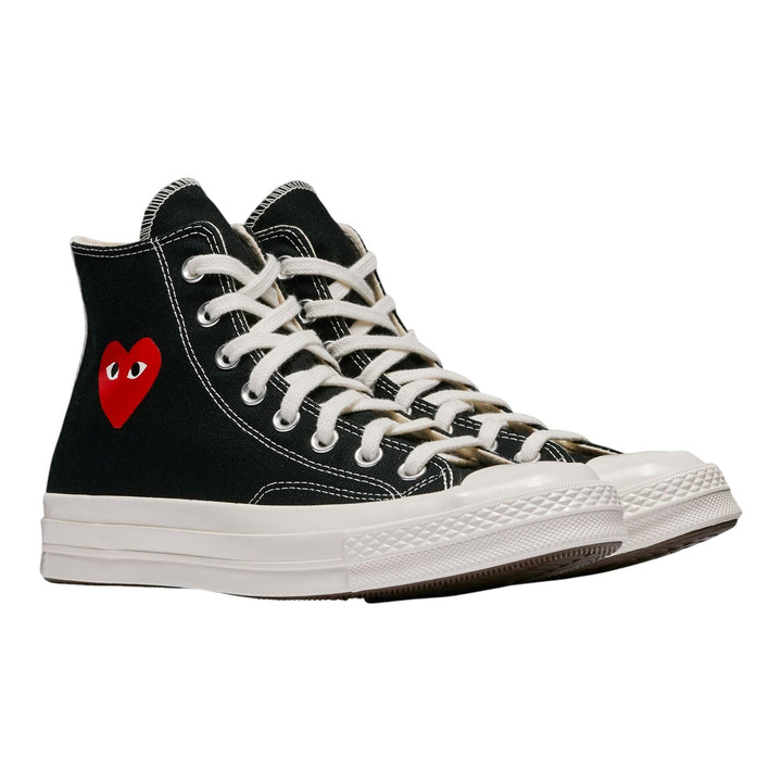 Club21 - COMME des GARCONS PLAY CONVERSE - Converse Small Red Heart High Top Sneakers - SNEAKERS - Black