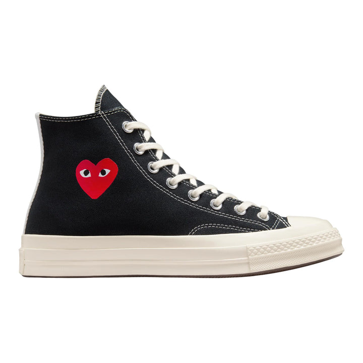Club21 - COMME des GARCONS PLAY CONVERSE - Small Red Heart Chuck Taylor High Top - SNEAKERS - Black