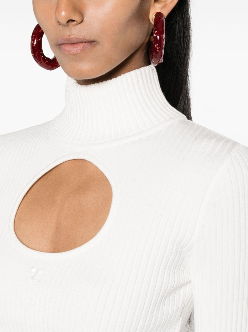 Courreges-Circle-Mockneck-Rib-Knit-Cropped-Top-White-5