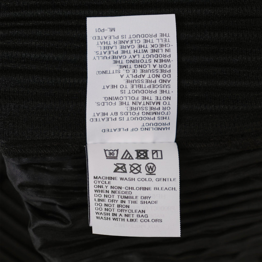 Club21 - HOMME PLISSE ISSEY MIYAKE - Angular Stone Pants - PLEATED PANTS - Coke Gray