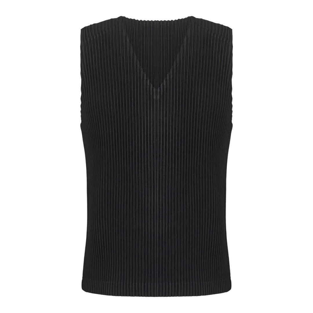 Club21 - HOMME PLISSE ISSEY MIYAKE - Basics Vest - PLEATED VESTS - Black