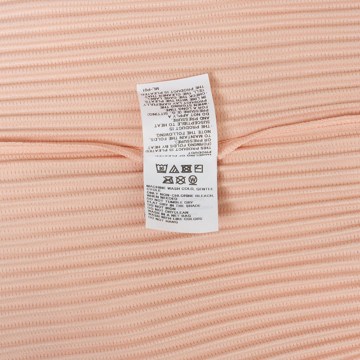 Club21 - HOMME PLISSE ISSEY MIYAKE - Color Pleats T-Shirt - PLEATED TOPS - Fluorite Pink
