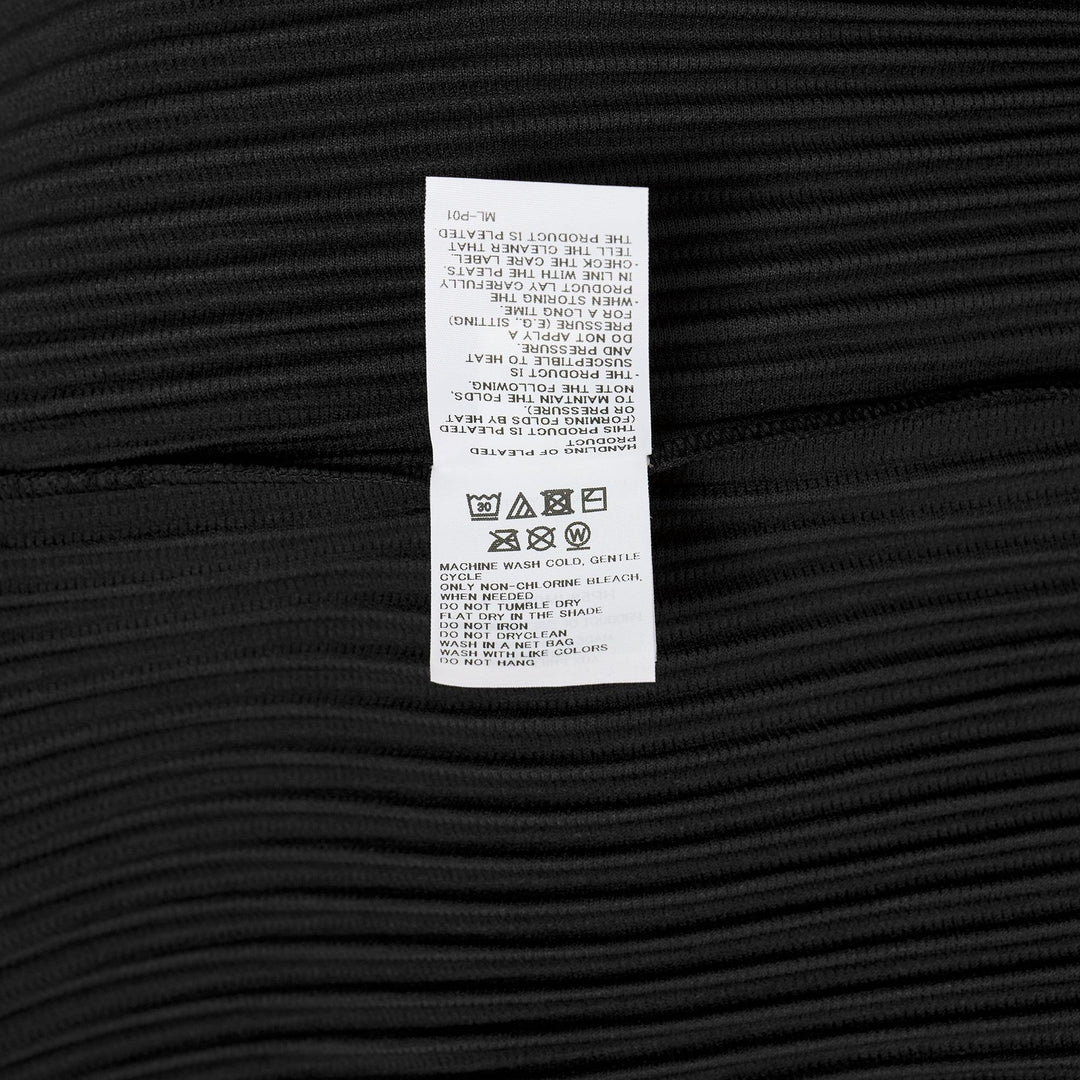 Club21 - HOMME PLISSE ISSEY MIYAKE - Monthly Colors: August Blouson - PLEATED CARDIGANS - Black