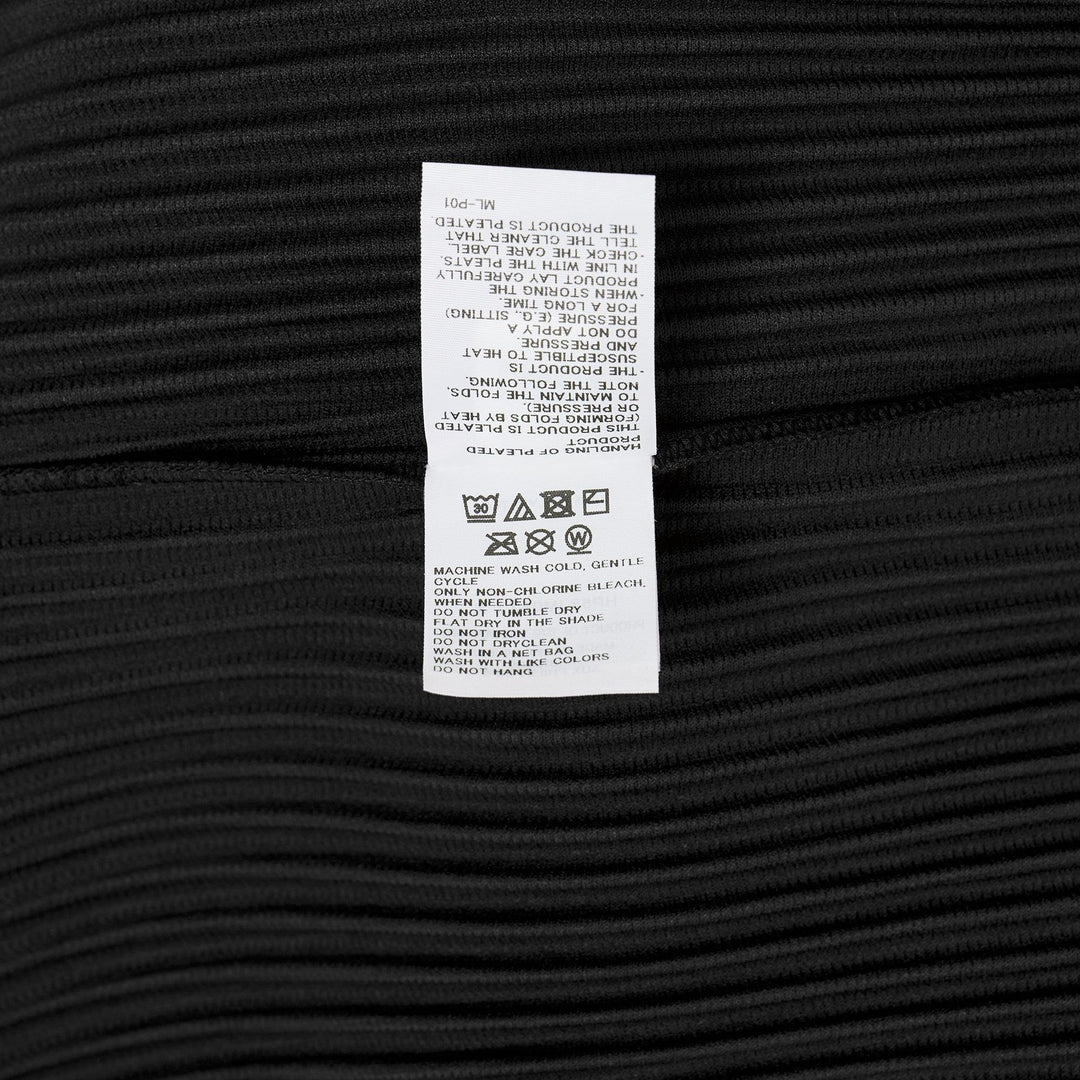 Club21 - HOMME PLISSE ISSEY MIYAKE - Monthly Colors: August Blouson - PLEATED VESTS - Black