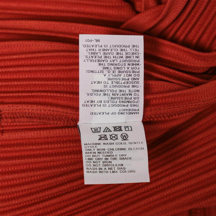 Club21 - HOMME PLISSE ISSEY MIYAKE - Monthly Colors: September Blouson - PLEATED BLOUSONS - Jasper Red