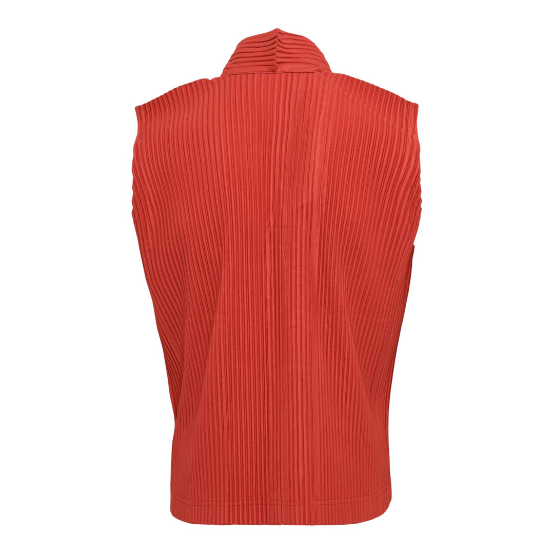 Club21 - HOMME PLISSE ISSEY MIYAKE - Monthly Colors: September T-Shirt - PLEATED TOPS - Jasper Red