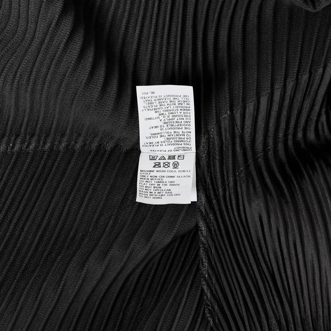Club21 - HOMME PLISSE ISSEY MIYAKE - Pleats Bottoms 1 Pants - PLEATED PANTS - Black